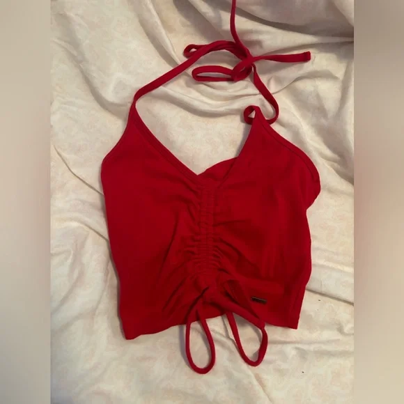 Hollister Must Have Collection Cropped Halter Top Red - Picture 2 of 4
